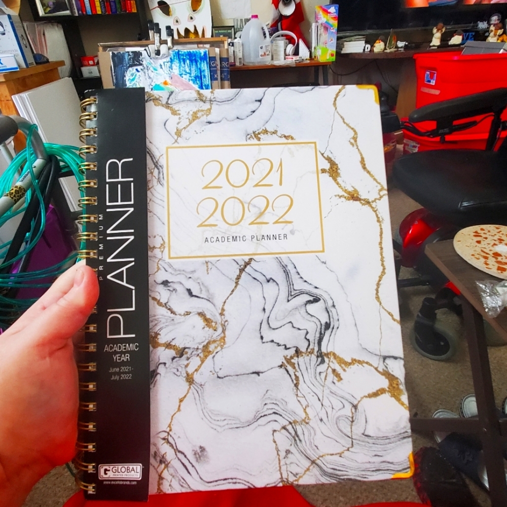 New never used 2021-2022 Academic yr Planner gold colored edges front corners